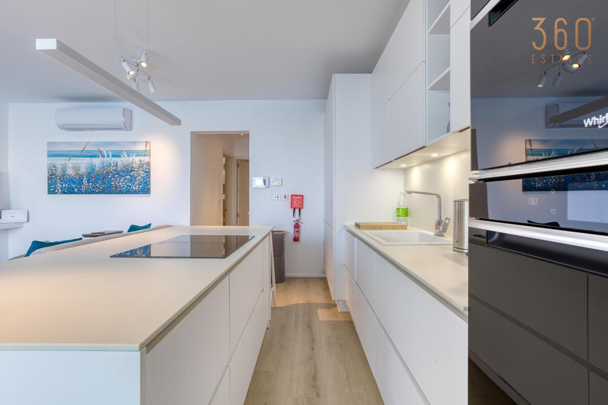 Designer 2Br Home With Stunning Views In St Pauls By 360 Estates St. Paul's Bay Luaran gambar